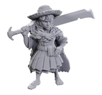 Female Halfling Magus Low-Level (W23)