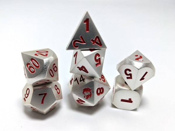 Hymgho Metal Dice Set: Solid Basic Dragon Matte Silver with Red Numbering